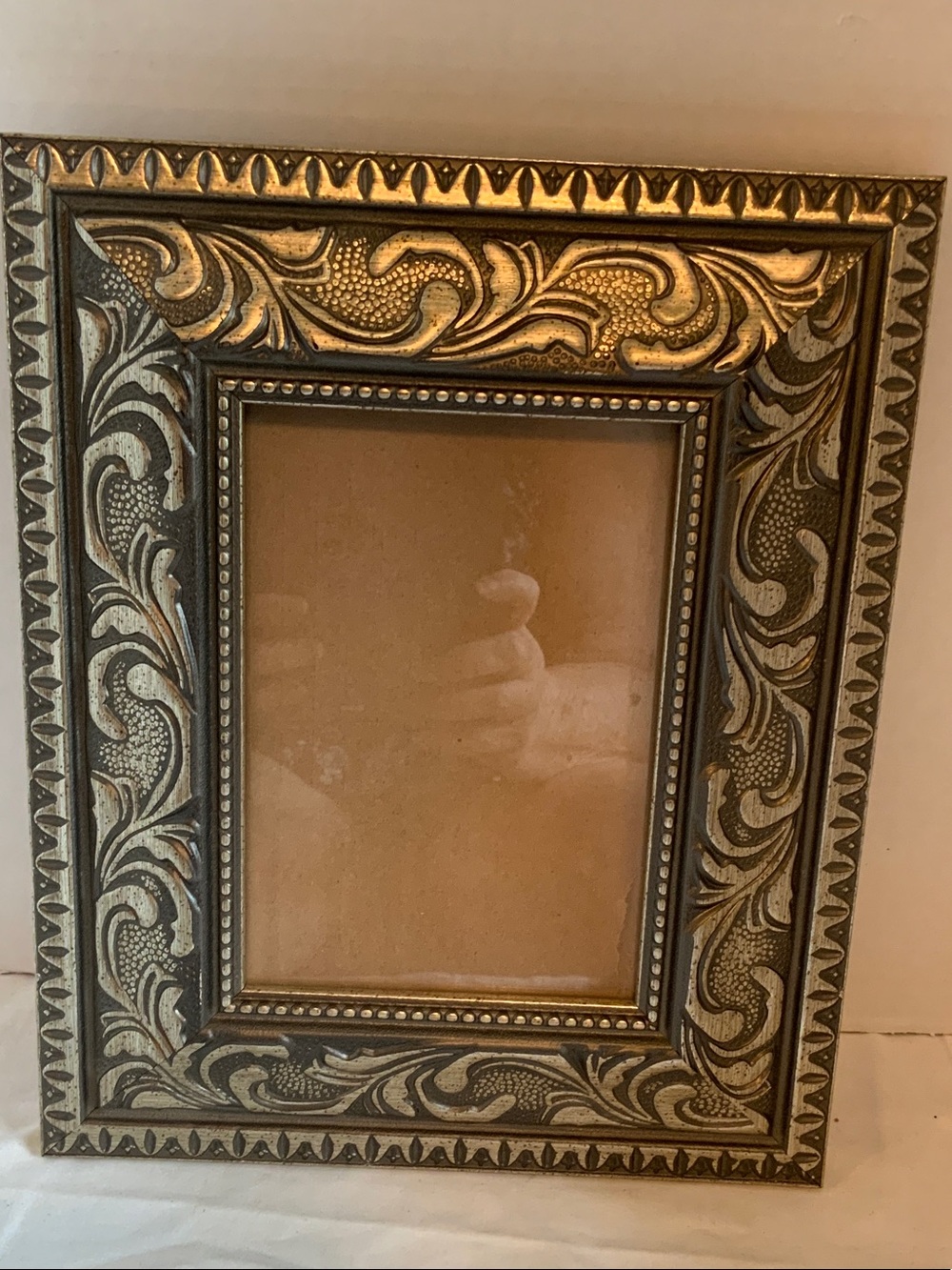 Decorative Ornate Picture Frame in Gold and Black